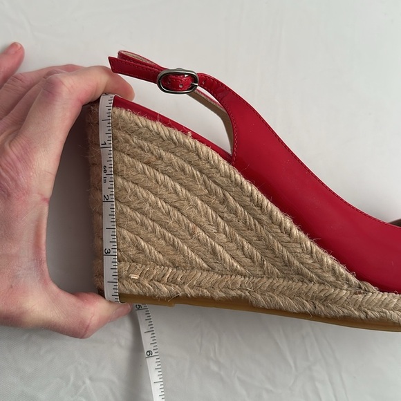 Valentino Garavani red patent leather bow wedge open toe espadrille sandals - Picture 10 of 11